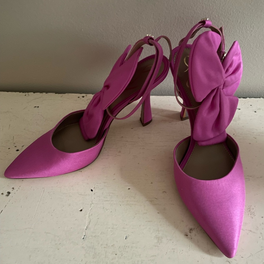 Sam Edelman bow strappyvheels